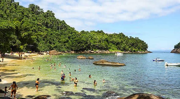 UBATUBA ILHA DAS COUVES BATE E VOLTA