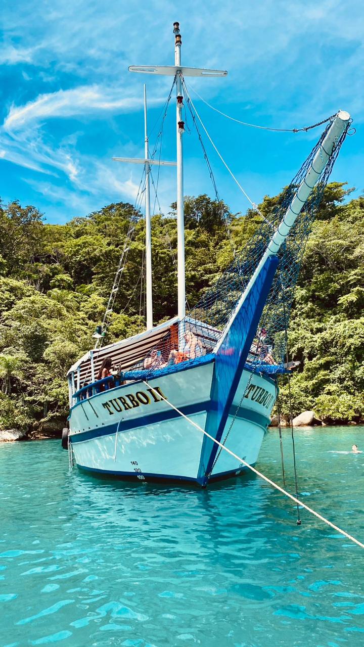 PARATY - RJ - (COM PASSEIO NA ILHA DOS COCOS + ILHA DO CEDRO)